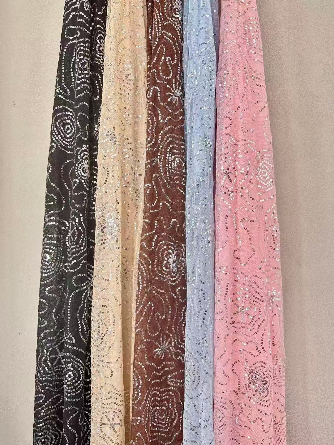 Knitted Fabric With Sequins